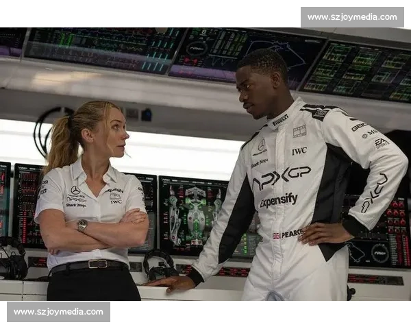 皮特携 F1 众车手燃爆全球首映 顶级阵容打造赛车电影新标杆